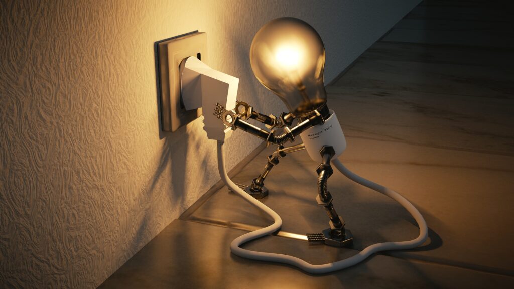 lightbulb-3104355_1920-1024x576 معنى الطموح في الحياة